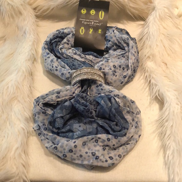 Scarf - Picture 3 of 3